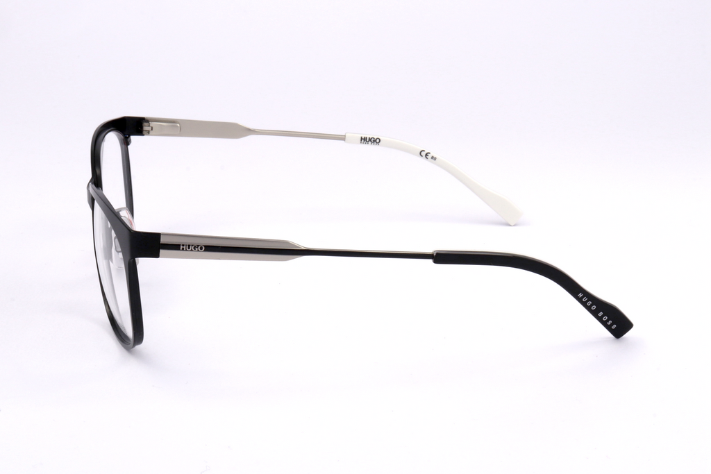 MATTE BLACK variant third image