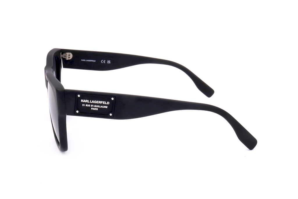 MATTE BLACK variant third image