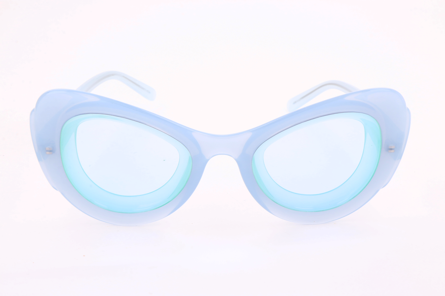 MILKY LIGHT BLUE variant main image