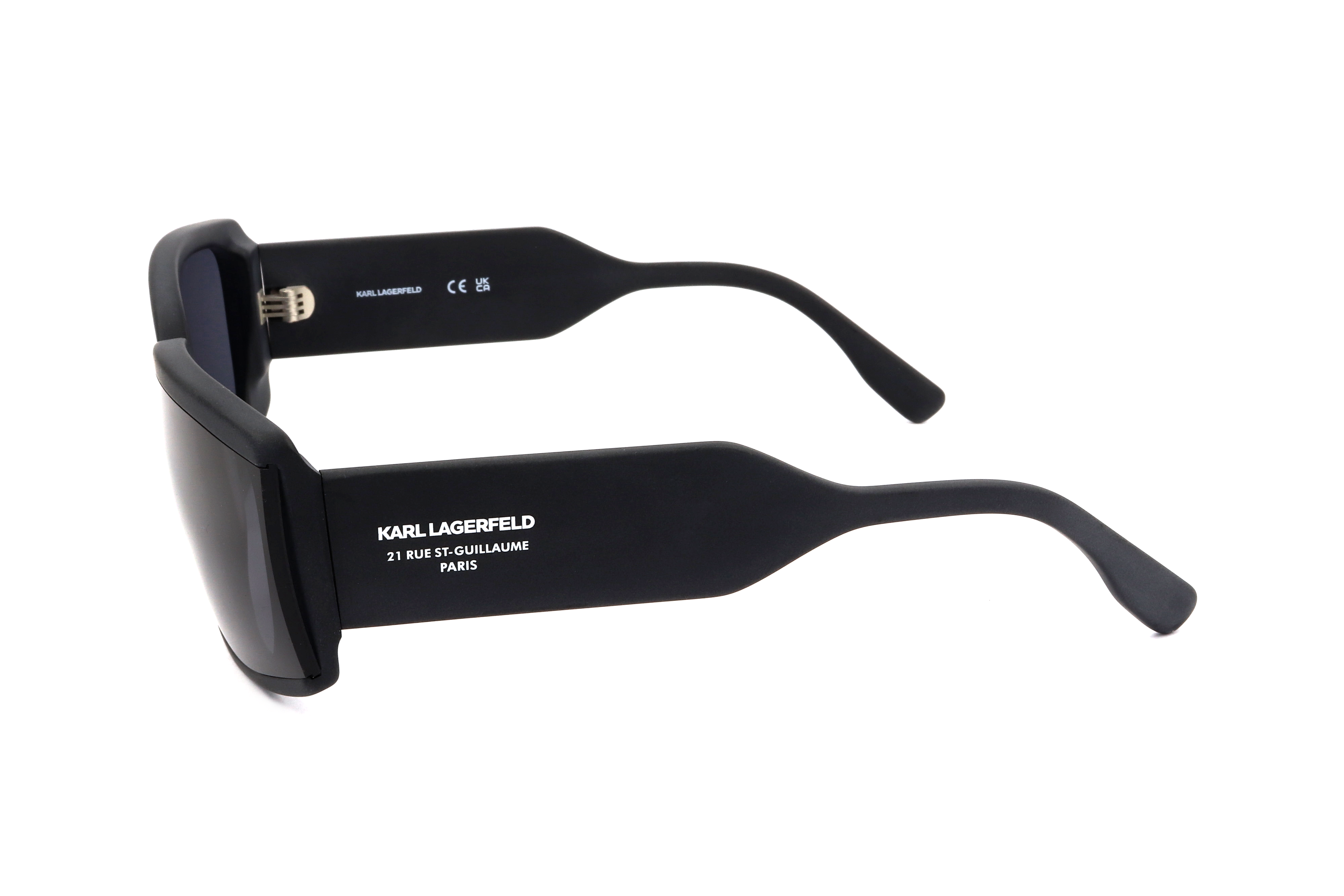 MATTE BLACK variant third image