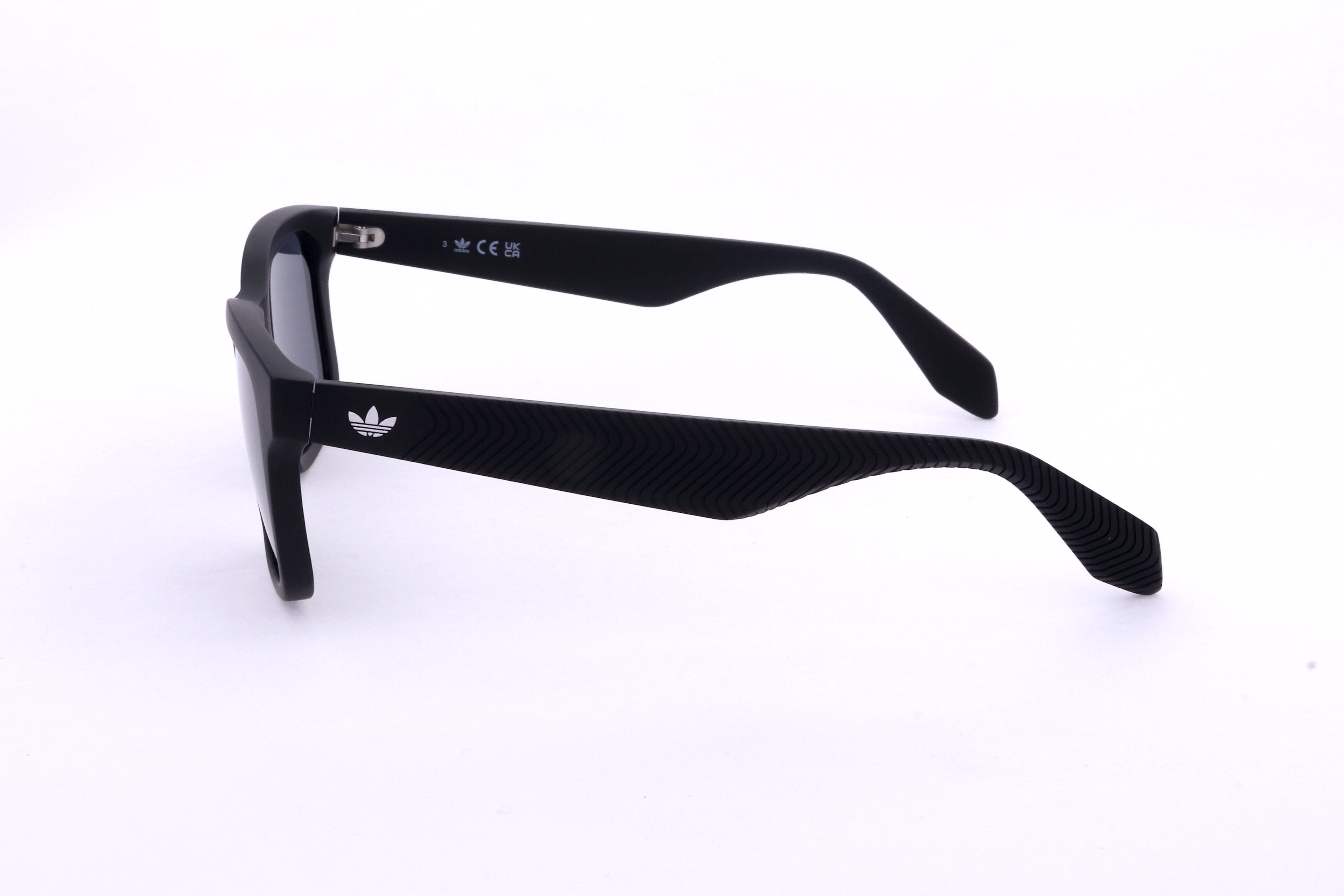 MATTE BLACK variant third image