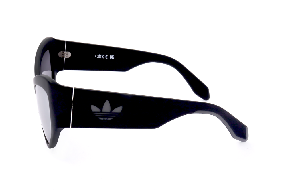 MATTE BLACK variant third image